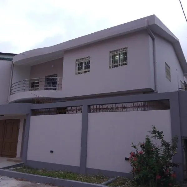 Sheyllo Suites Abidjan - Cocody, hotel in Abidjan