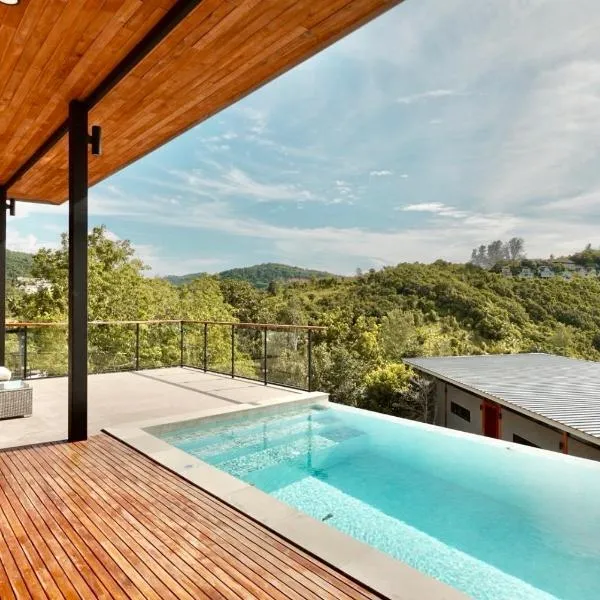 Yume17 - Sea View Villas, Private Pools, Studio Rooms, ξενοδοχείο σε Chaloklum