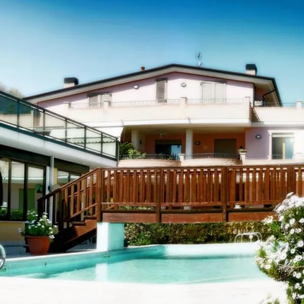 Villa Dei Romanzi, hotel v destinaci Tortoreto Lido