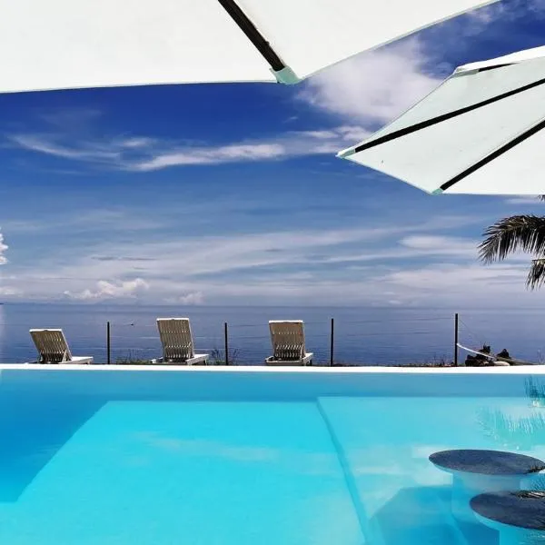 Kawayan Holiday Resort, Hotel in San Juan