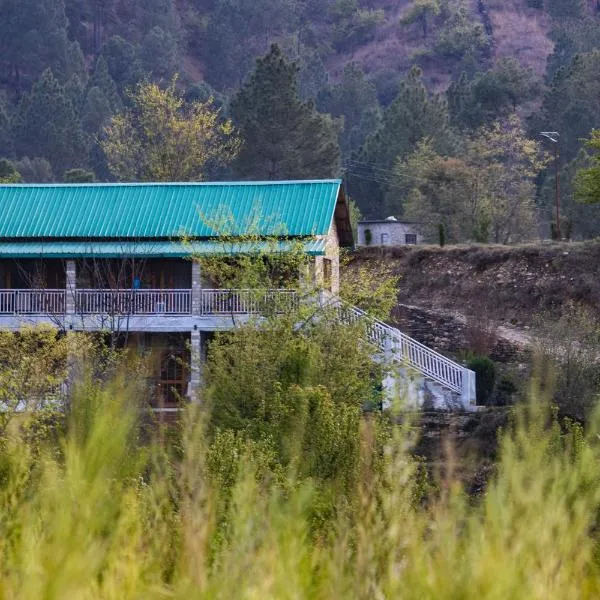 Himkosi Farm by the River, hotel in Almora