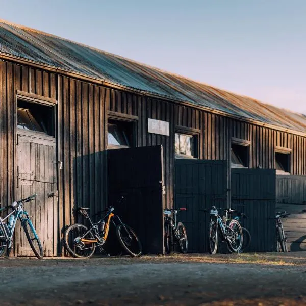 Dwarsvlei Venue - Camping & Stables，位于Middelburg的酒店