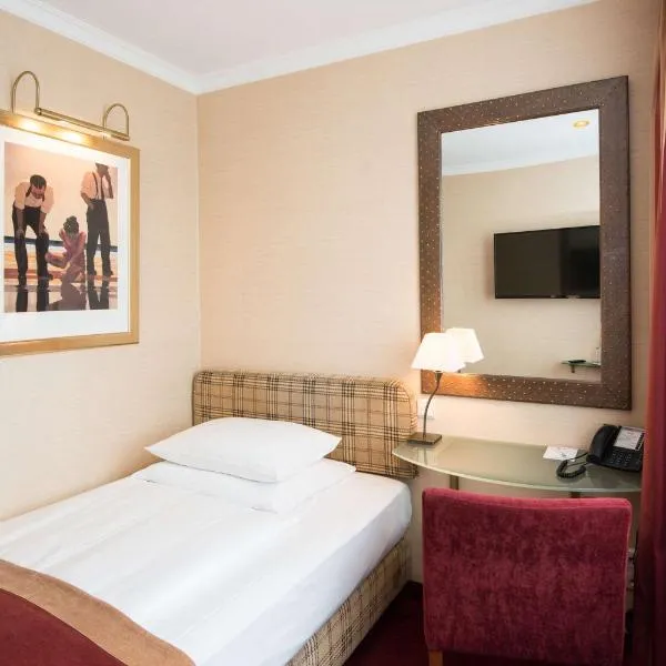 Best Western Plus Hotel St. Raphael, hotel en Hamburgo