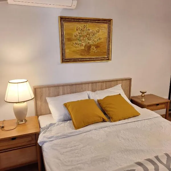 Pipera Studio Apartment, hotel in Voluntari