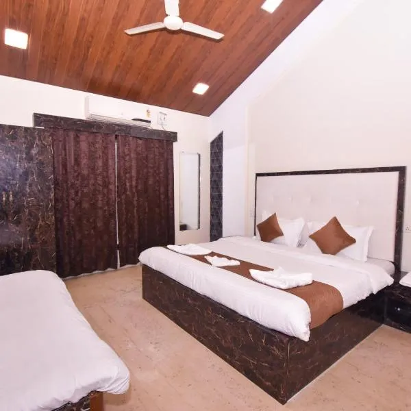 Pyrite Blue Waters Villas, hotel in Lonavala