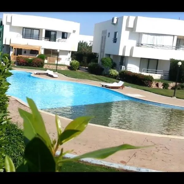 MARIA HOSTEL FOREIGNERS ONLY-CRISS RESORT-NAAMA BAY-CITY CeNTER, hotel en Sharm El Sheikh