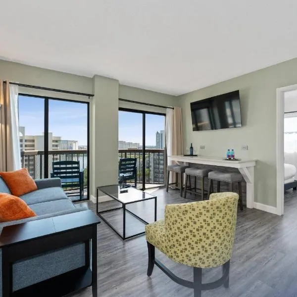 Lake View Top Floor 2 Bed 2 Bath Condo with Balcony โรงแรมในออร์ลันโด