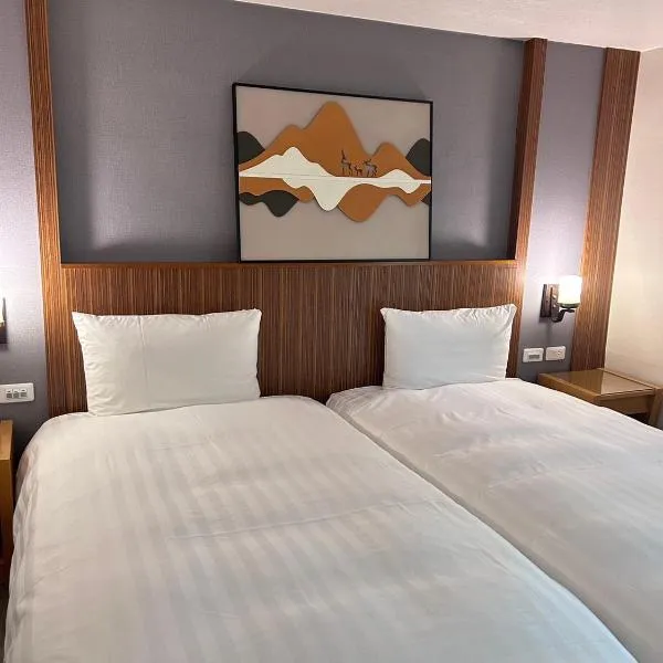 Chillax Inn 知樂愛河館, hotel in Kaohsiung