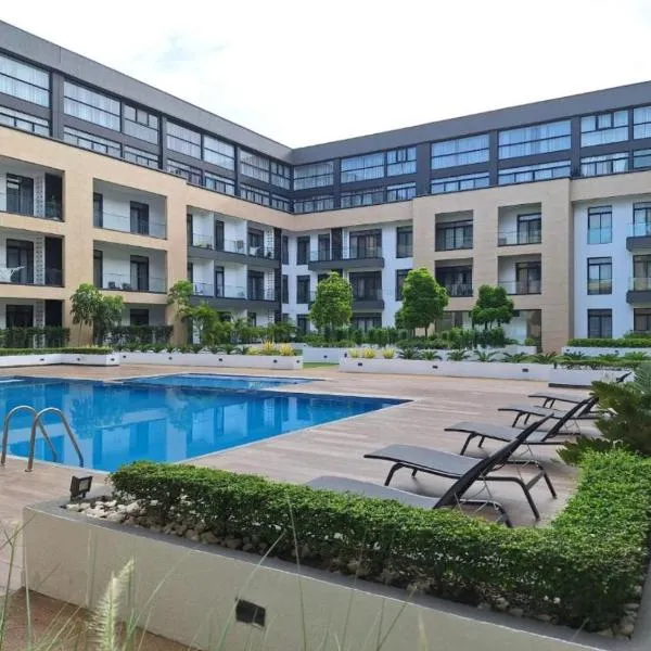 아크라에 위치한 호텔 Lovely One Bedroom Apt at The Embassy Gardens with Fast Internet, Pool & Gym