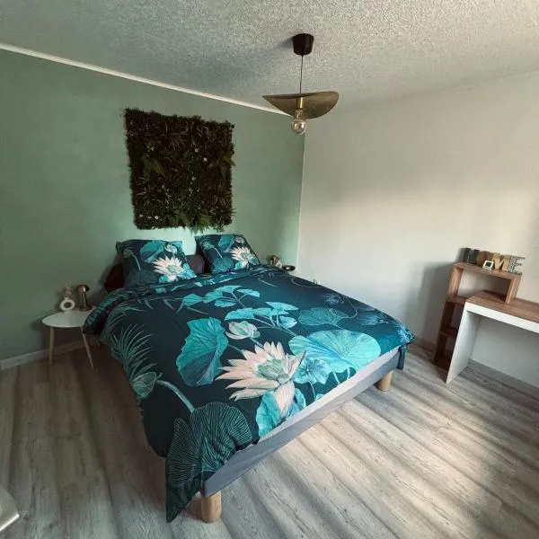 Maison avec petite terrasse cosy, ξενοδοχείο 