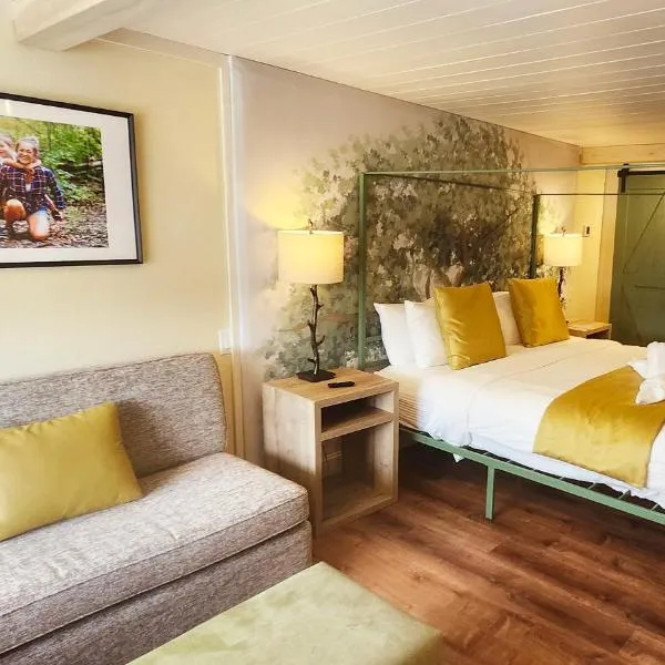 Arbors at Island Landing Hotel & Suites, hôtel à Pigeon Forge