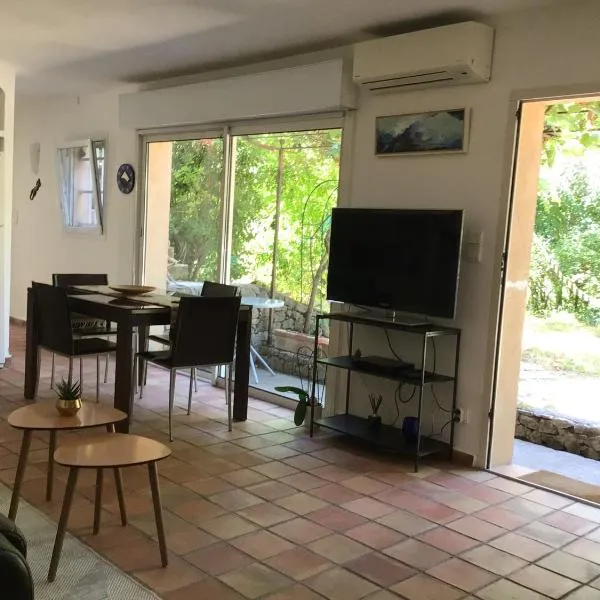 Mar y Tierra, hotel Grasse-ban