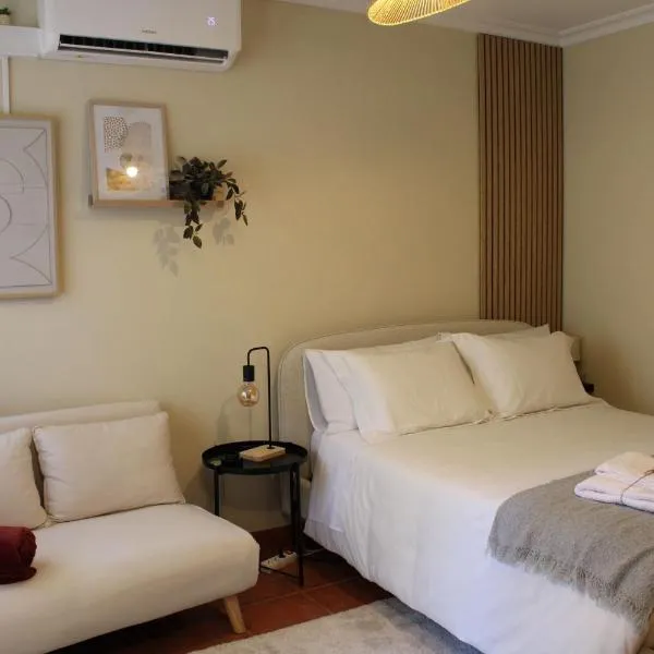 Carmo guestroom, hotel in Tabuaço