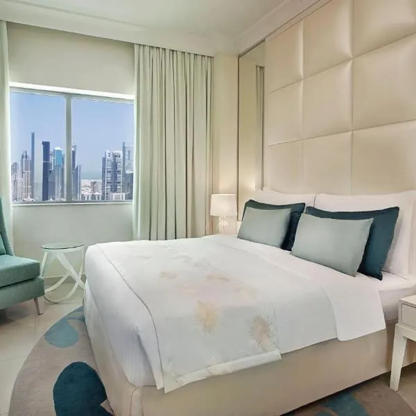 Mayfair Luxury Apartment in 5-Star DAMAC Maison Mall Street Building, Downtown Dubai, hotel v Dubaji