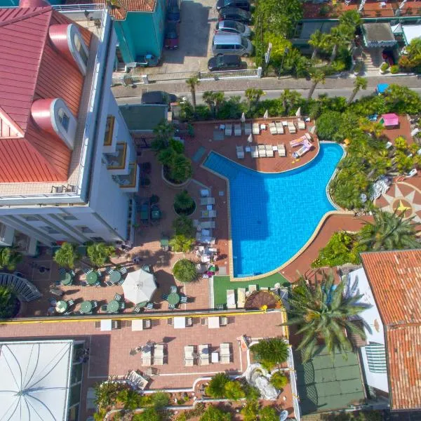 Park Hotel Pineta, מלון בפורטו סנטה מרגריטה די קאורלה