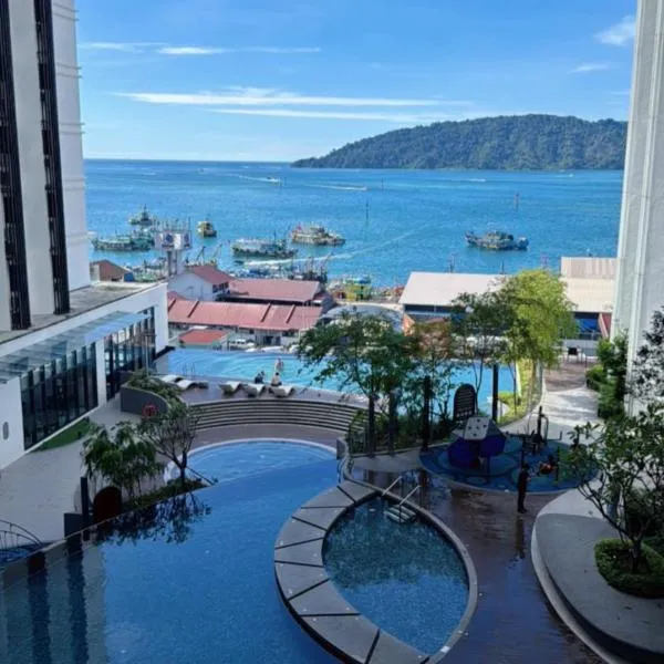 The Shore Kota Kinabalu by Ems Executive Suites Seaview, hotel in Kota Kinabalu