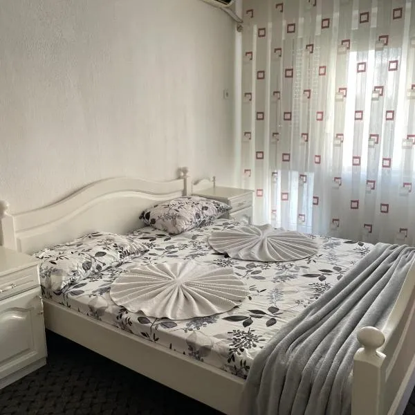 Motel Albatros, hotel v destinaci Kosovo Polje