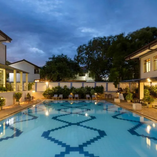 The Blue Wave Hotel, hotel en Arugam Bay