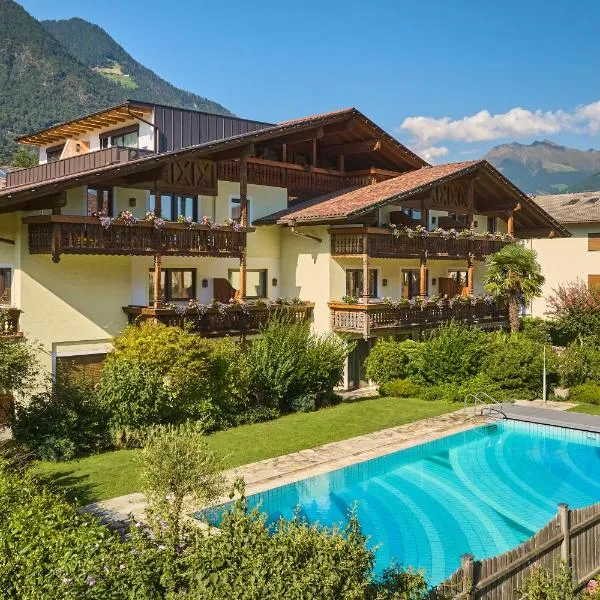 Art Residence Josefshof, hotel in Lagundo