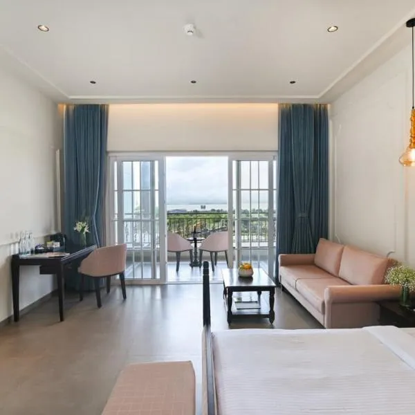 The Haven by Sula، فندق في ناشيك