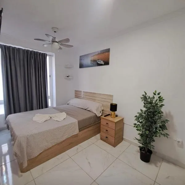 Pensiòn Cerdà 112, hotel di Alicante