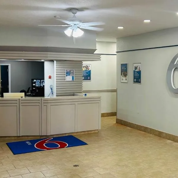 Motel 6 Cornwall, ON, Hotel in Cornwall