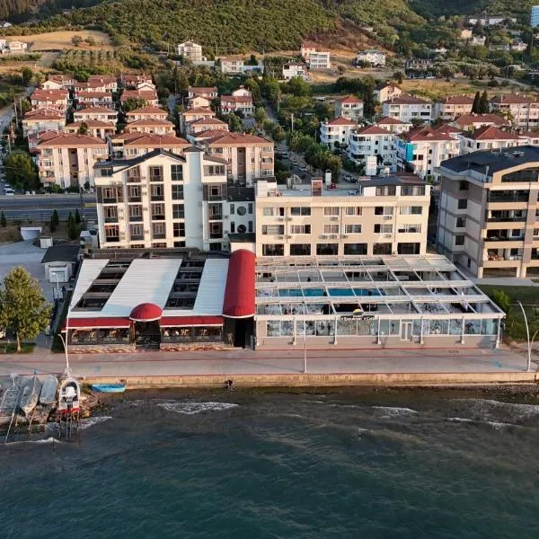 Karamürsel Mohti Otel Fitness Organizasyon – hotel w mieście Karamusal