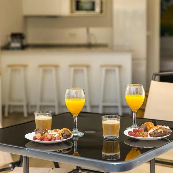 The Alou Apartment 2 - Montiboli - Private Beach, hotel in Villajoyosa