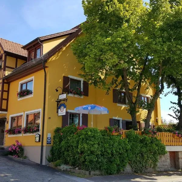 Hotel Gasthof zum Schwan，Steinsfeld的飯店