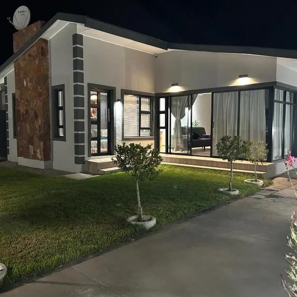Villa Rosie, ξενοδοχείο σε Beaufort West