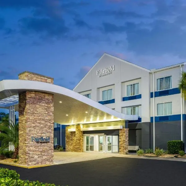 브런즈윅에 위치한 호텔 Fairfield Inn Suites Brunswick