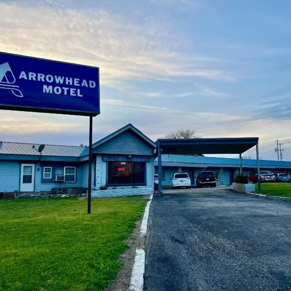 Arrowhead Motel, hotel en Burnet