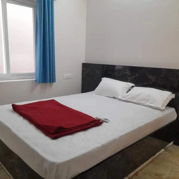 Srivaari Residency Villa，位于蓬蒂切里的酒店