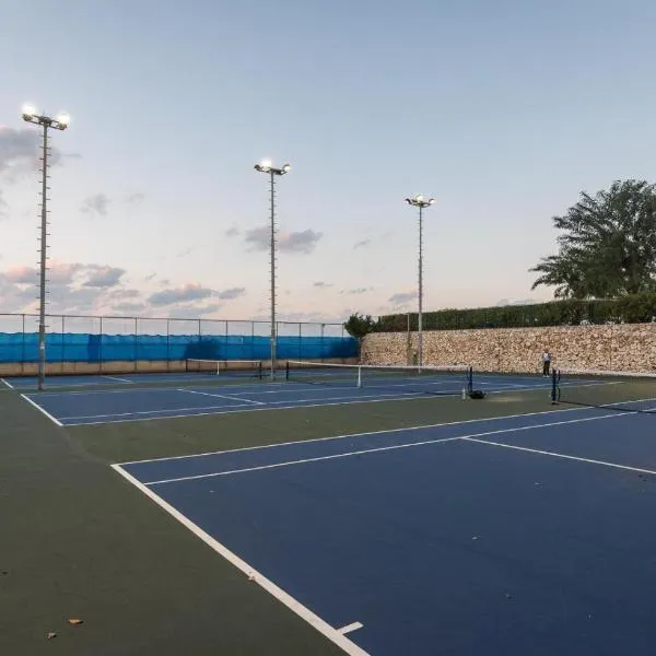 חופשה חלומית, hotel v destinaci Caesarea