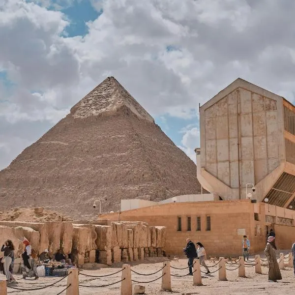 Pyramids Link Hotel, hotel in Cairo