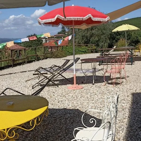 B&B Mermaid n 16/a, hotel in Treiso