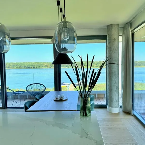Apartament Premium View w Riva Zegrze, Jezioro Zegrzyńskie, hotel in Zegrze Południowe