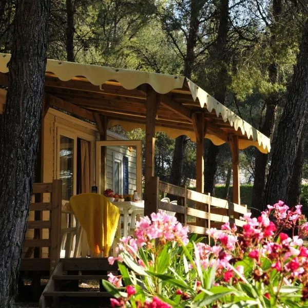 Camping Les Dauphins, Hotel in Les Lecques