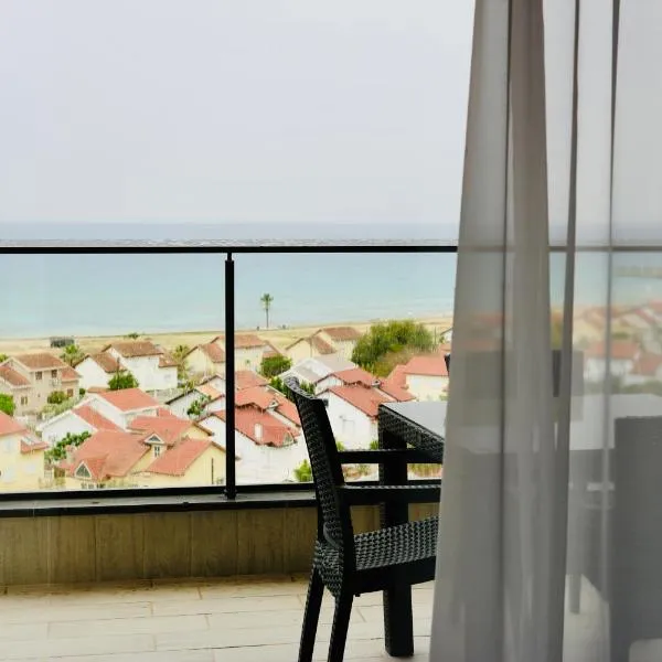 Helena Sea Breeze Apartments - Resort Living with Pools & Full Facilities, hotel in Rizokarpaso