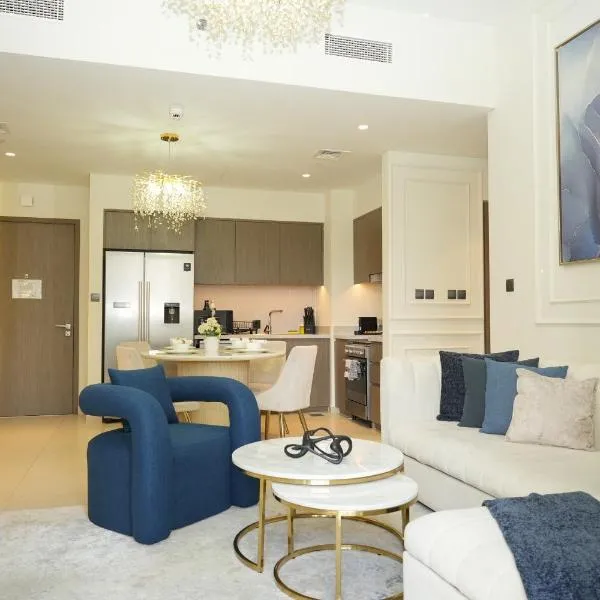 Iconic Burj Khalifa, Fountain Views, Luxury 2BR, hotel i Sabkhah