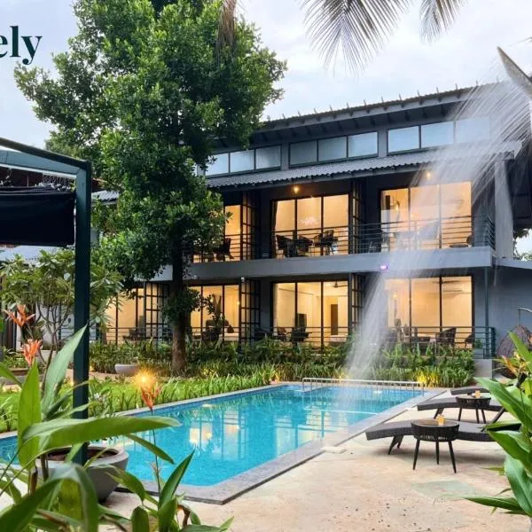 StayLeisurely Elnora - Boutique Retreat at Nagaon Alibaug, hotel u gradu 'Alībāg'
