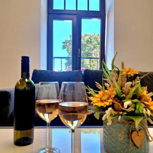 Topinambur Apartmány, hotel in Mikulov