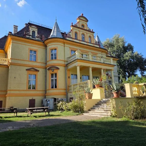 Pałac Makowice, hotel en Świdnica