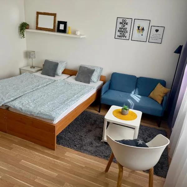 Adam apartmán, hotel in Košice