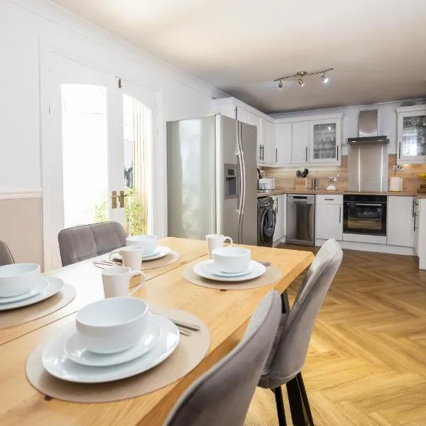 Relaxing 3-Bedroom Retreat House Free Parking 8ppl, hotell sihtkohas Ollerton