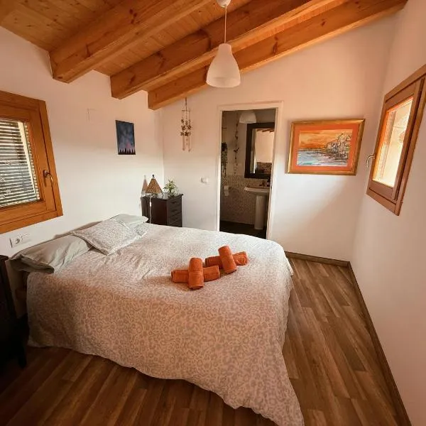 Casa rural Serafin, hotel in Murillo de Gállego