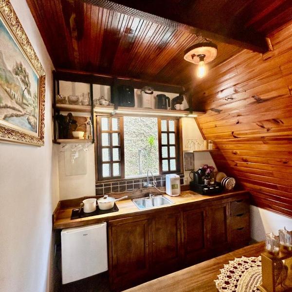 Chalé Romântico Salesópolis - banheira de hidromassagem e condomínio resort - Foto 4
