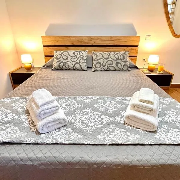 Elina's Rooms, hotel in Poros