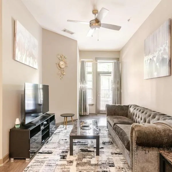 Stylish 1BR Uptown Apartment, hotel in Charlotte