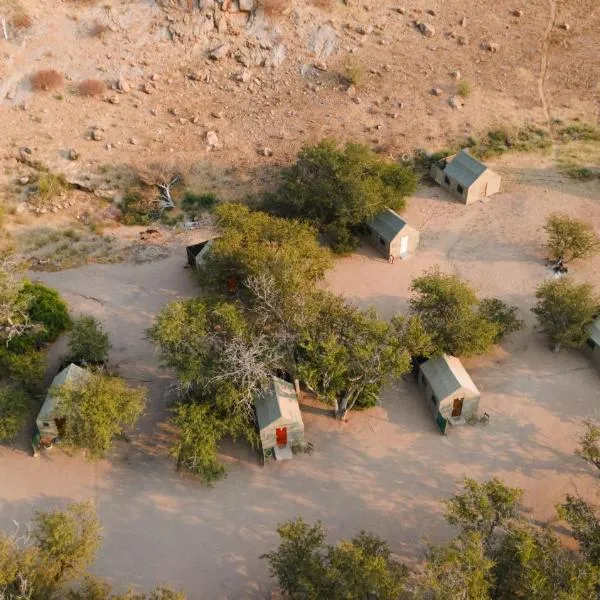 Aabadi Mountain Camp, ξενοδοχείο σε Khorixas